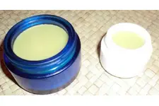 Hemoroid Kremi Yüze Sürülürmü?